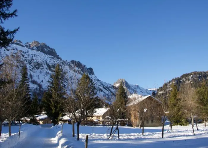 A Little Corner Of Paradise In The Heart Of Nature شامونكس